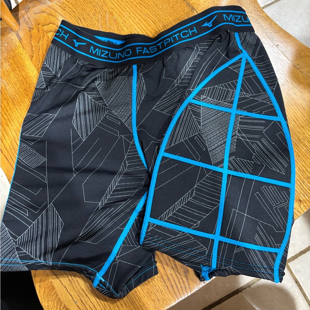 Medium Mizuno Sliding Softball Shorts